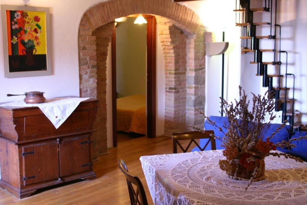 Castel D'Arno Guest House Perugia Room photo